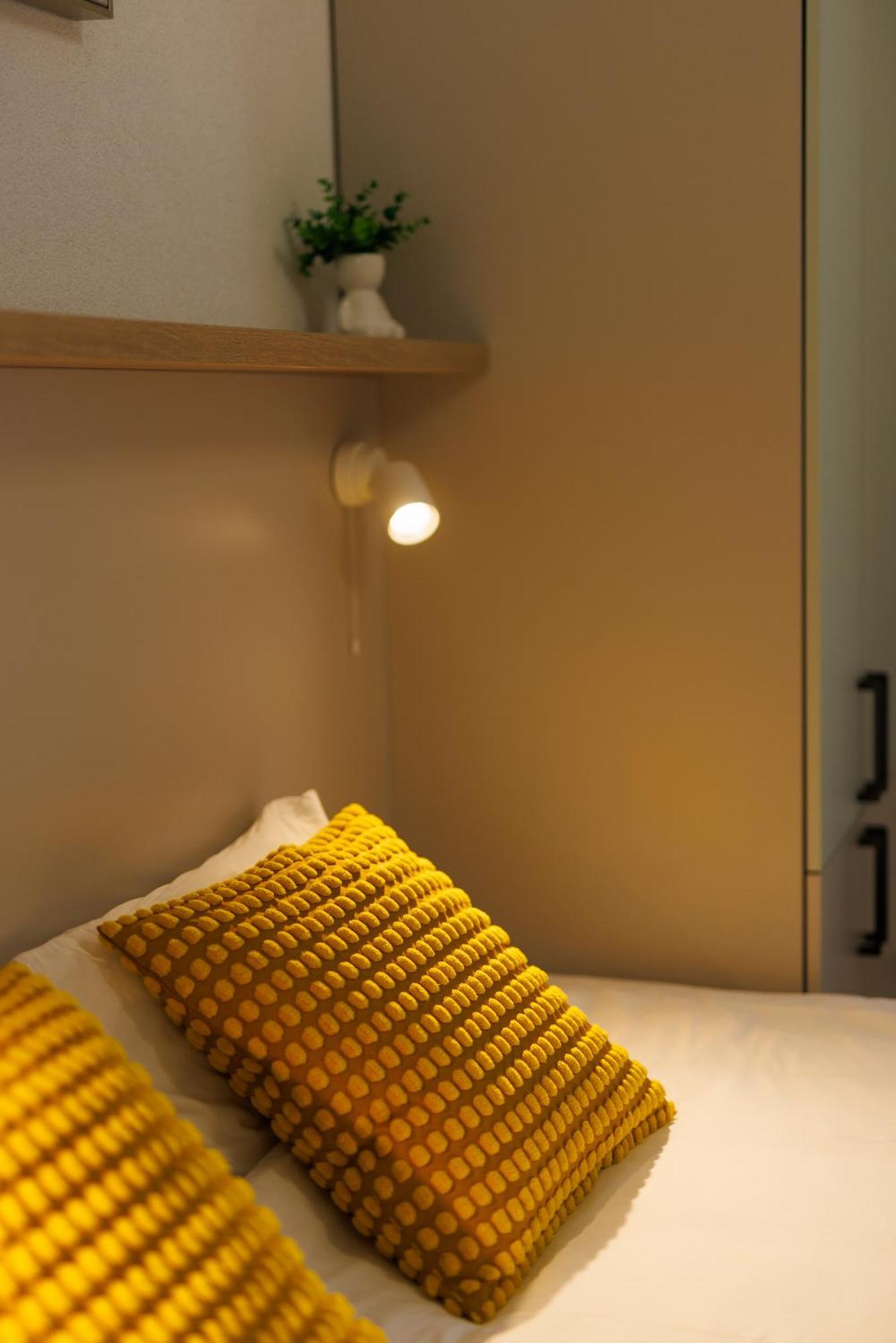 Victoriei Square Apartment Тимишоара Экстерьер фото