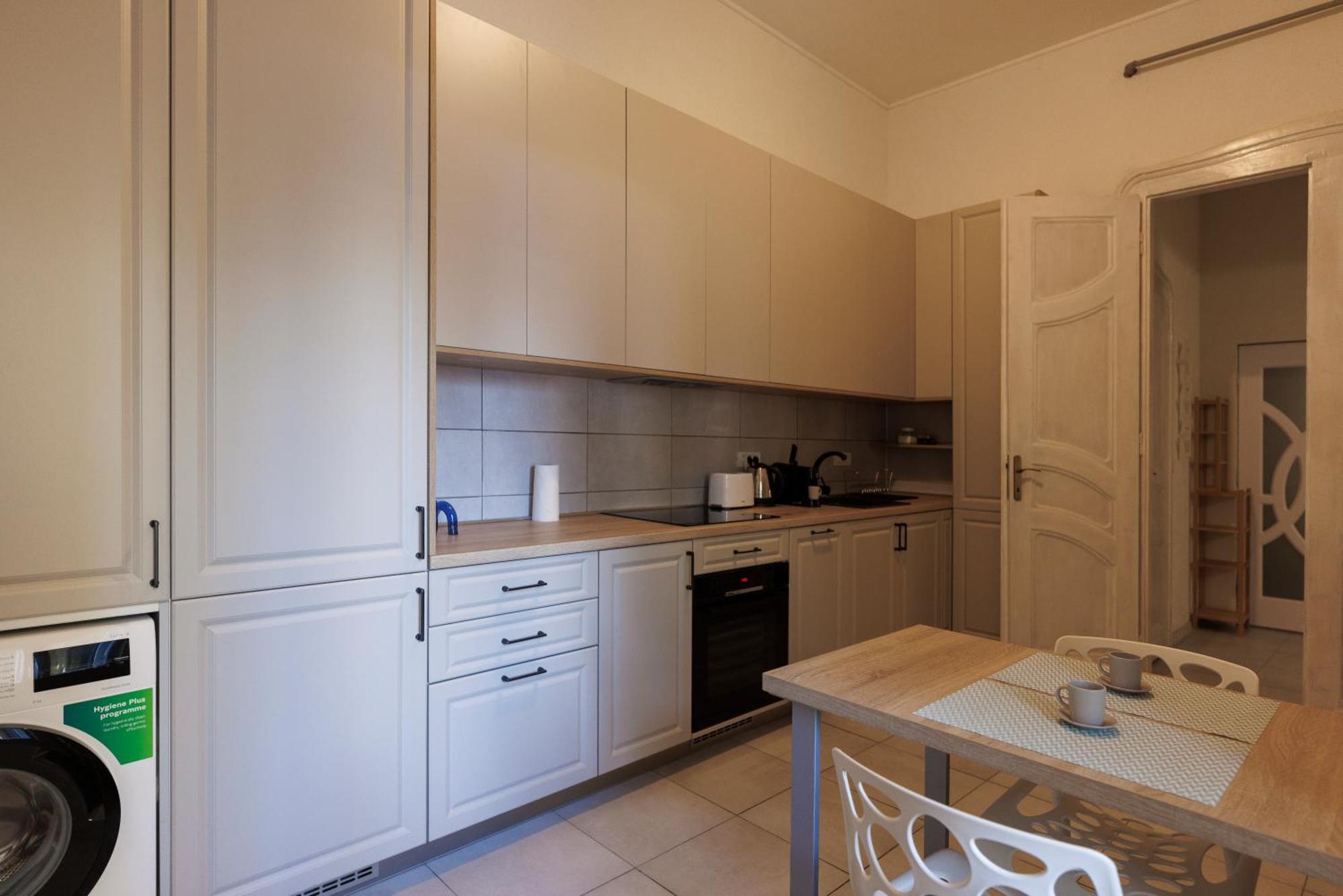 Victoriei Square Apartment Тимишоара Экстерьер фото